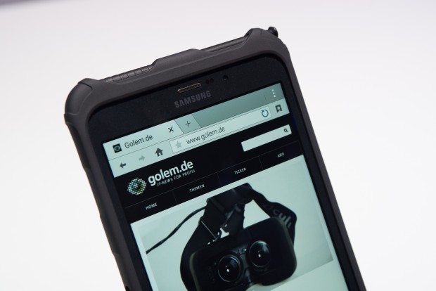 Mit dem Galaxy Tab Active hat Samsung sein erstes Ruggedized-Tablet vorgestellt. (Bild: Fabian Hamacher/Golem.de)